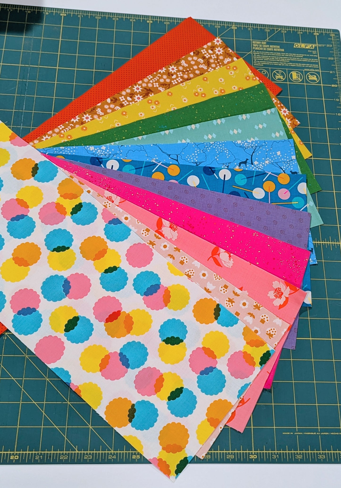 Rainbow Scrappy Roll