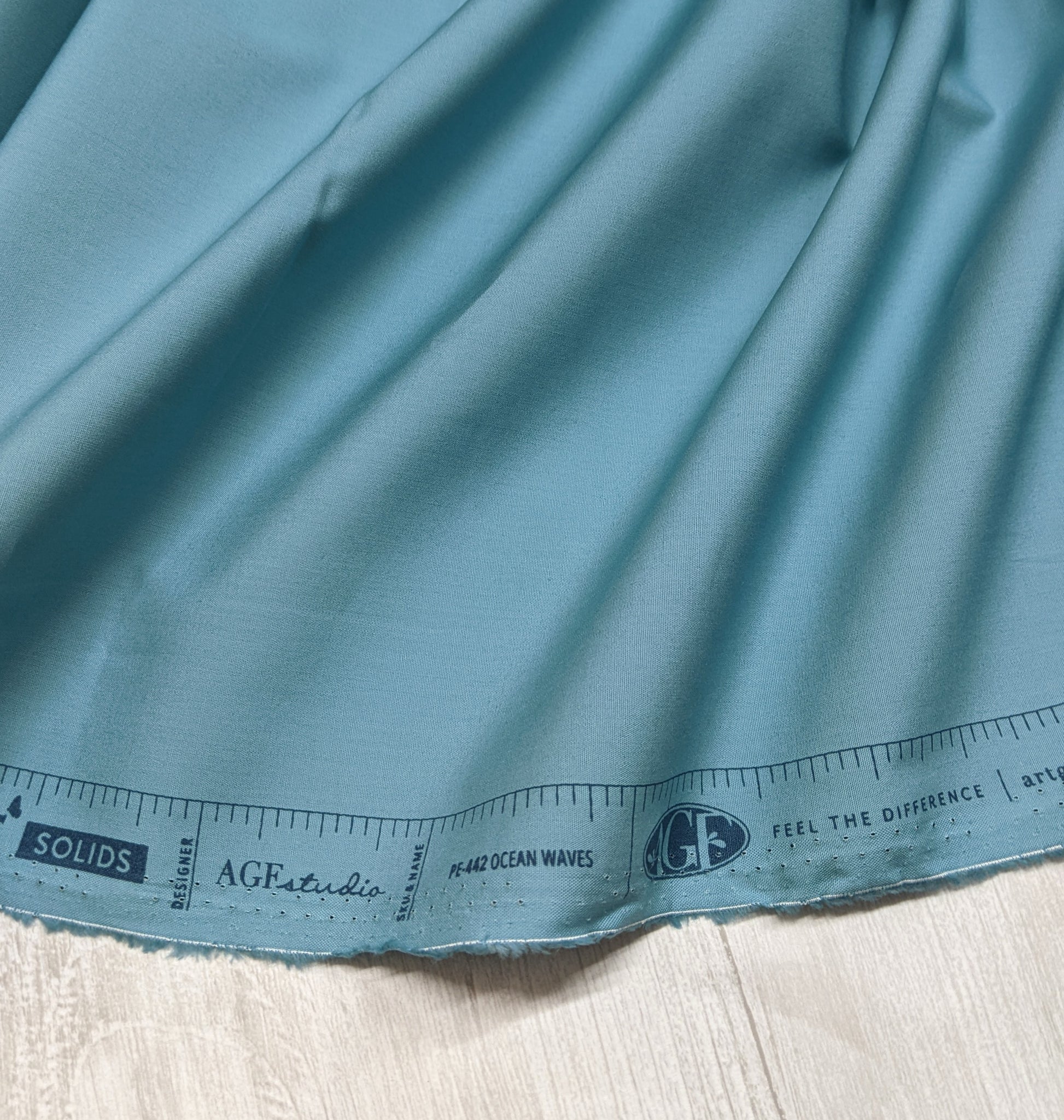 AGF Pure Solids Ocean Waves
